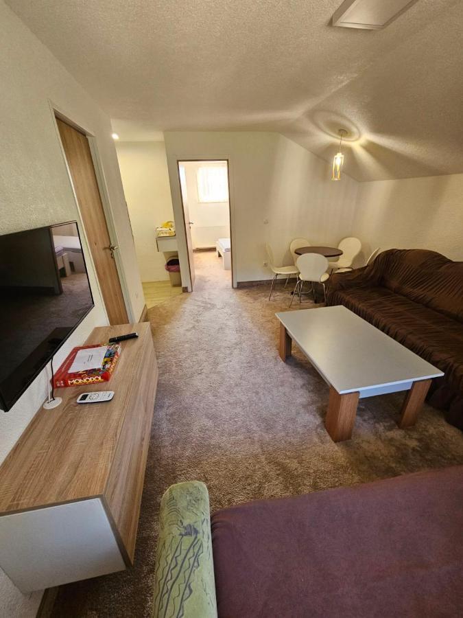 Elda Apartments Високо Экстерьер фото